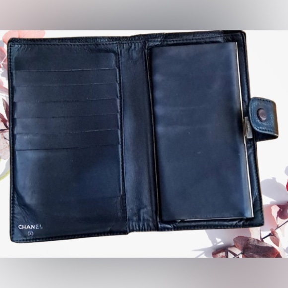 CHANEL Vintage Caviar Leather CC Bifold Wallet – Black -Rare Vintage - Picture 3 of 7